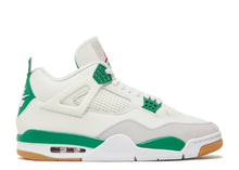 Laden Sie das Bild in den Galerie-Viewer, Air Jordan 4 SB Pine Green