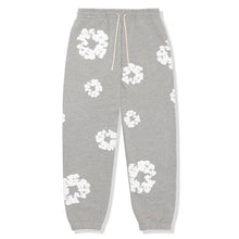 Load image into Gallery viewer, Denim Tears Cotton Wreath Sweatpants Gray