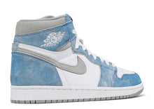 Laden Sie das Bild in den Galerie-Viewer, Air Jordan 1 Retro High OG Hyper Royal