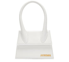 Laden Sie das Bild in den Galerie-Viewer, Jacquemus Le Chiquito Moyen Shoulder Bag