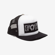 Laden Sie das Bild in den Galerie-Viewer, Chrome Hearts Foti CH Patch Trucker Cap