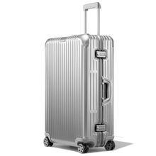 Laden Sie das Bild in den Galerie-Viewer, Rimowa Original Check in L Silver